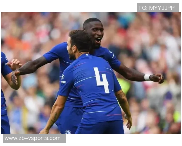 【说点球事】扭屁股露裙底,拉拉队尺度竟然这么大? 【说点球事】扭屁股露裙底,拉拉队尺度竟然这么大?