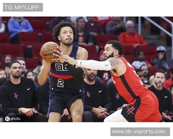 还是很强！艾维单打面对防守命中撤步跳投，活塞三节不到破百